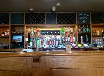 The Highwayman Inn
