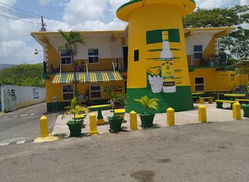 jamaica/runaway-bay-area/bar/lighthouse-bar-grill