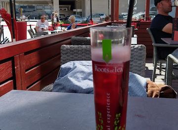 belgium/ostend-beach/bar/loungebar-rood