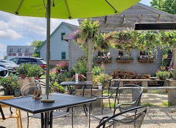 delaware/cape-henlopen-state-park/bar/the-station-on-kings