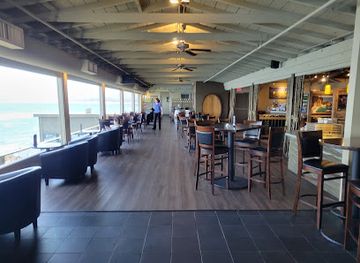 california/monterey/cannery-row/bar/a-taste-of-monterey-wine-market-bistro