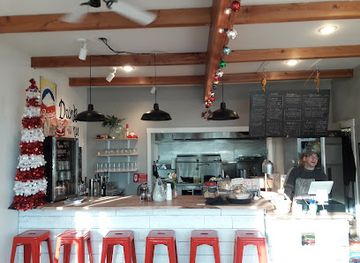 washington/whidbey-island/bar/island-nosh