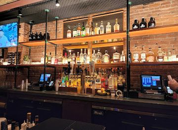 new-jersey/great-swamp-national-wildlife-refuge/bar/bottle-hill-tavern