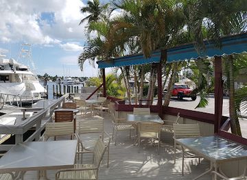 florida/naples-beach/bar/the-boathouse-on-naples-bay