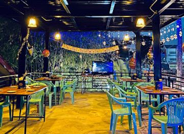 myanmar-burma/kayah-state/bar/pho-kwar-restaurant