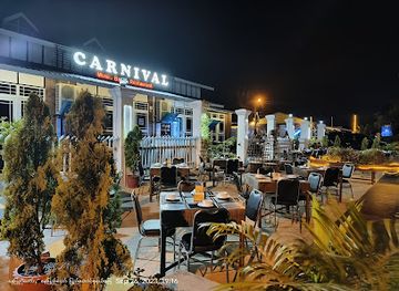 myanmar-burma/naypyidaw/bar/carnival-bar