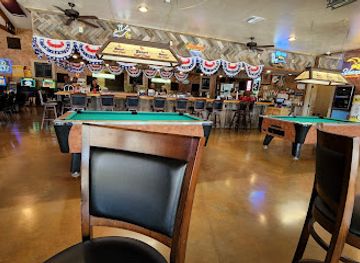 texas/edwards-plateau/bar/gravity-check-saloon-and-arena