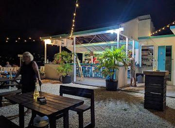 antigua-and-barbuda/liberta/bar/that-s-life