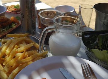 lebanon/tyre/bar/plage-59