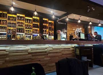 argentina/tierra-del-fuego/bar/lenga-s-pub