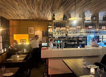 ireland/dublin/st-stephen-s-green/bar/cellar-22