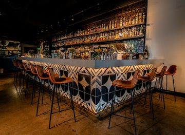 colorado/vail/bar/root-flower