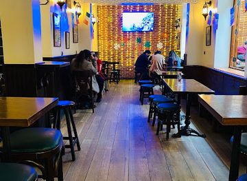 peru/lima/miraflores/bar/molly-s-irish-bar-restaurant