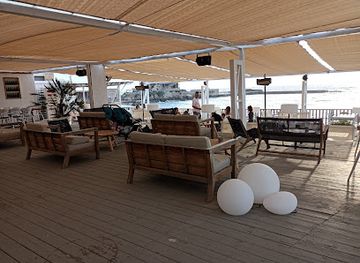 israel/caesarea/caesarea-national-park/bar/beach-bar