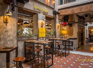 spain/granada/centro-sagrario/bar/lemon-rock-granada-bar-restaurante