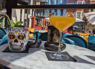 belgium/the-belgian-coast/bar/victor-s-boutique-bar