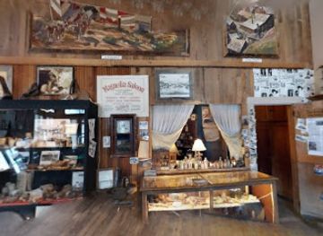 idaho/sawtooth/bar/magnolia-saloon