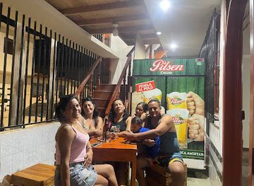 peru/tumbes/bar/la-yoguicueva-restobar