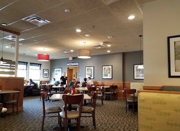 iowa/gitchie-manitou-state-preserve/bar/perkins-restaurant-bakery