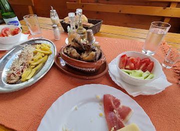 montenegro/zabljak/bar/konoba-luna