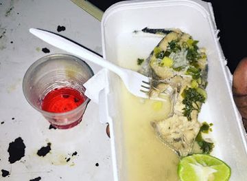 dominica/scotts-head/bar/rose-snackette