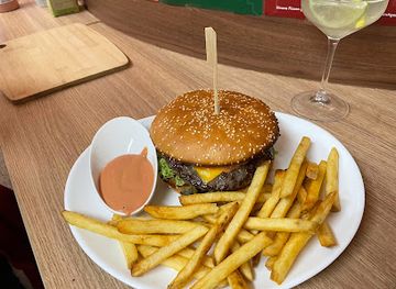 austria/eisriesenwelt/bar/pizzeria-und-cafe-im-markt