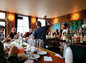 ohio/cincinnati/over-the-rhine/bar/longfellow