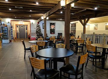 illinois/shawnee-hills/bar/peachbarn-winery-cafe
