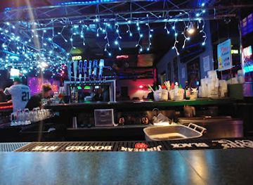 wisconsin/oshkosh/bar/christine-s-bar