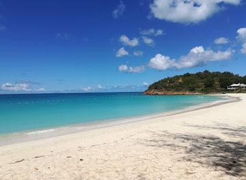 antigua-and-barbuda/valley-church-beach/bar/fryes-tiki-beach-bar