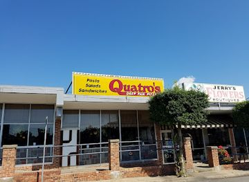 illinois/giant-city-state-park/bar/quatro-s-deep-pan-pizza