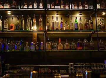 ohio/cleveland/bar/re-bar