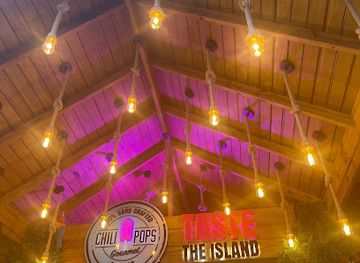 jamaica/ocho-rios/bar/changz-chill-hut