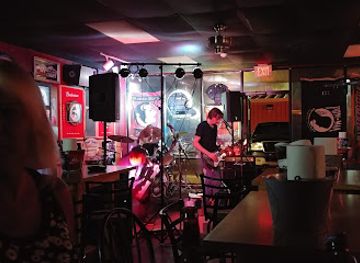 florida/tallahassee-area/bar/just-one-more