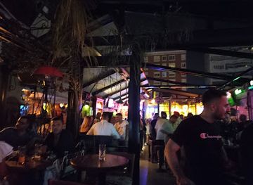 albania/laberia/bar/libraria-bar-snacks