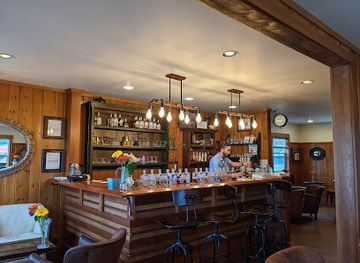 montana/whitefish-mountain-resort/bar/whitefish-handcrafted-spirits