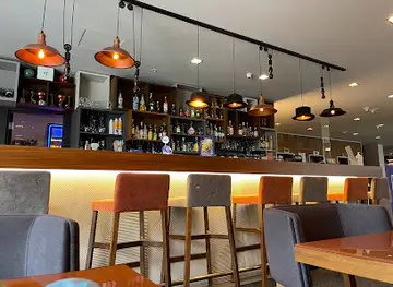 KULİS BAR