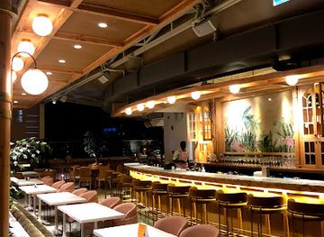 kenya/nairobi/bar/botanica-kitchen-and-gin-bar