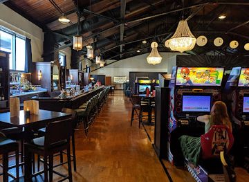 pennsylvania/dutch-country/bar/decades