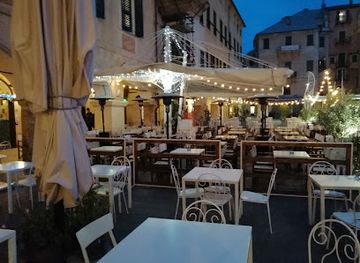 italy/liguria/bar/cafe-van-gogh