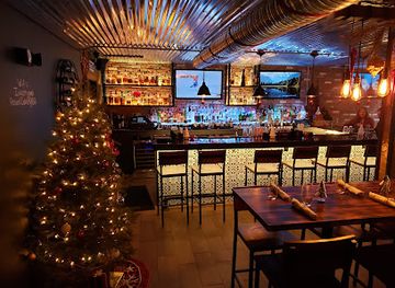 connecticut/bear-mountain/bar/industry-kitchen-bar