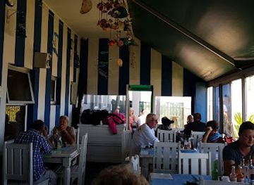 south-africa/eastern-cape/bar/dizzy-dolphin