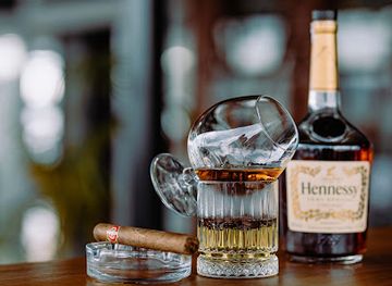 rwanda/akagera-national-park/bar/inferno-lounge-bar