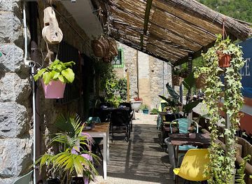 spain/picos-de-europa/bar/bar-lola