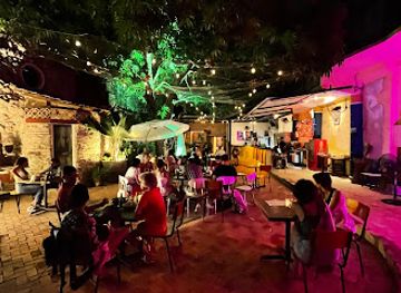 colombia/cartagena/getsemani/bar/casa-del-tunel-restaurante-bar