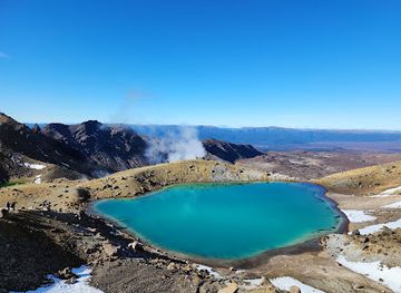 new-zealand/tongariro-national-park/bar/tongariro-crossing-emerald-lake-lookout