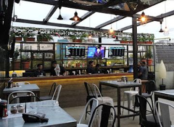 india/mumbai/bandra/bar/the-bar-stock-exchange-bandra-west