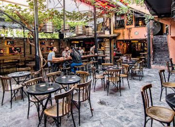 turkiye/antalya/kaleici/bar/simurg-cafe-bar