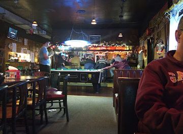 pennsylvania/lake-erie/bar/park-tavern