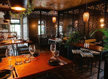 australia/cairns/bar/miss-chief-bar-eatery